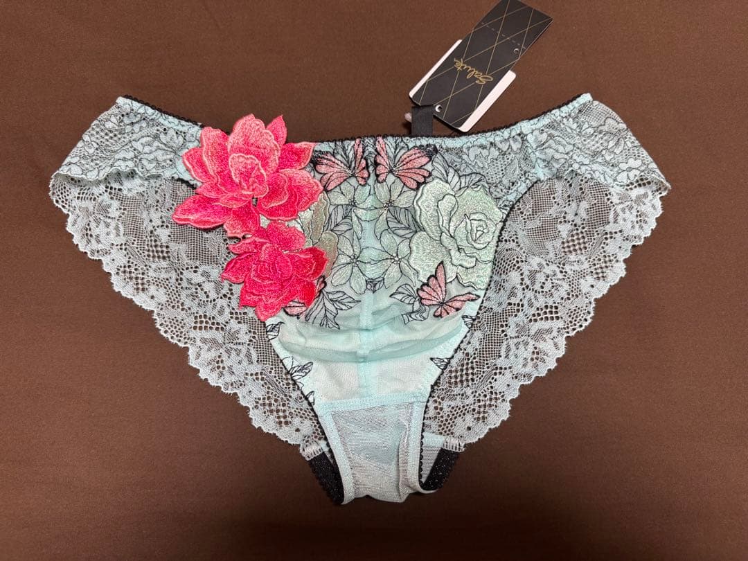 サルートメンズショーツ　Mサイス３枚セット