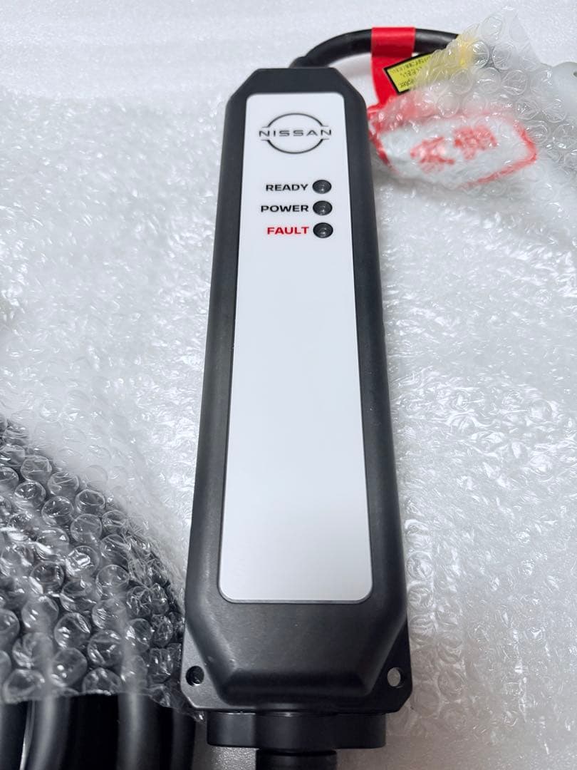 新ロゴタイプ　現行機種　日産リーフ充電ケーブル　 6WX0A 623