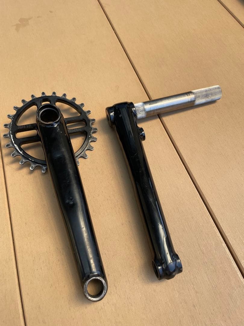 プロファイル チタン　Bmx クランクセット レフトドライブ