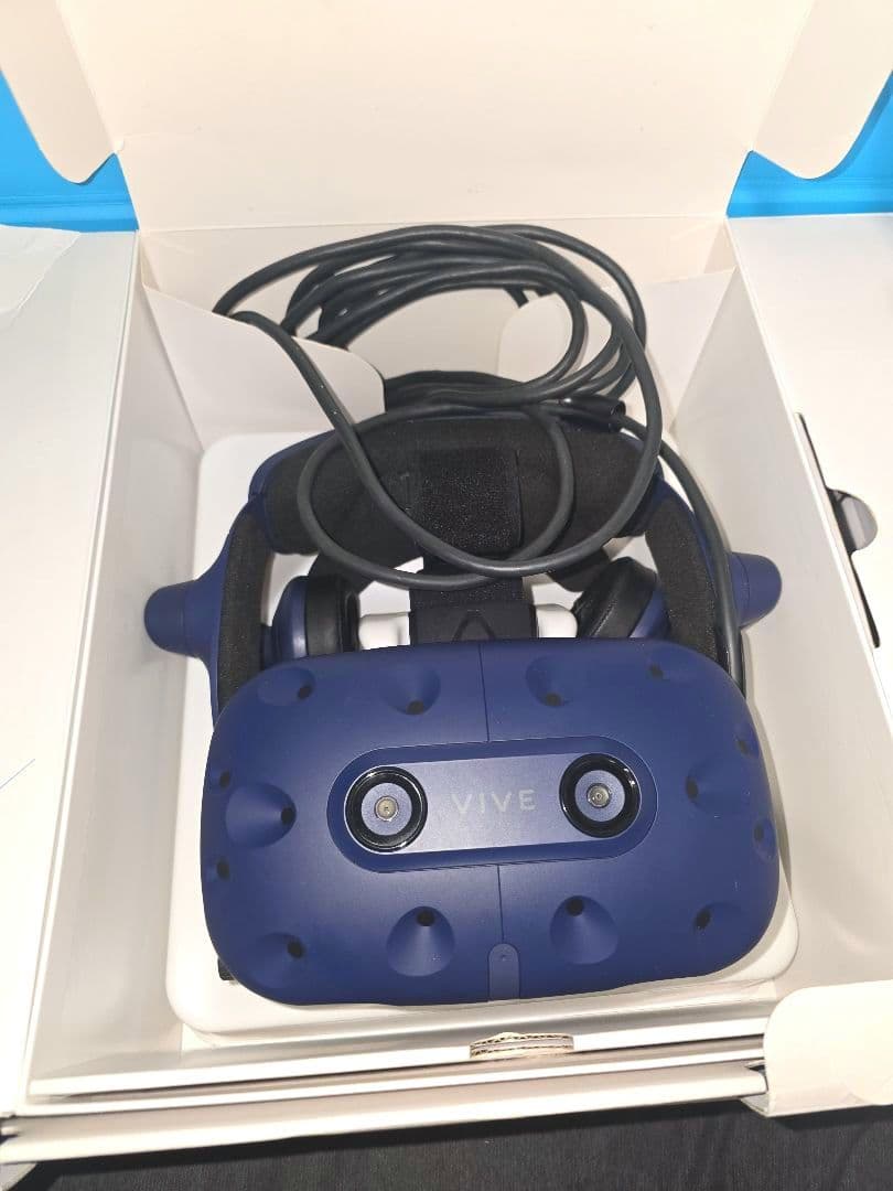 HTC VIVE PRO ヘッドマウントディスプレイ単体
