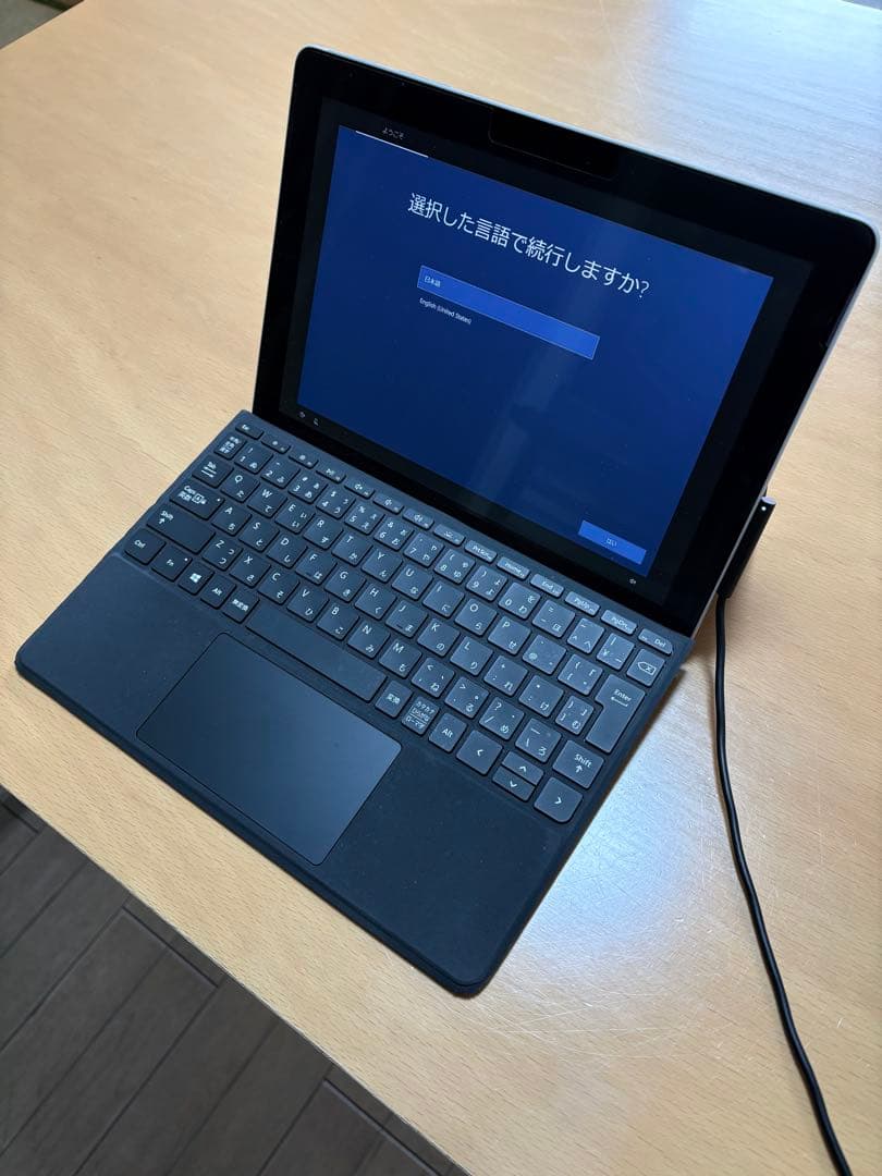 Microsoft Surface Go 本体