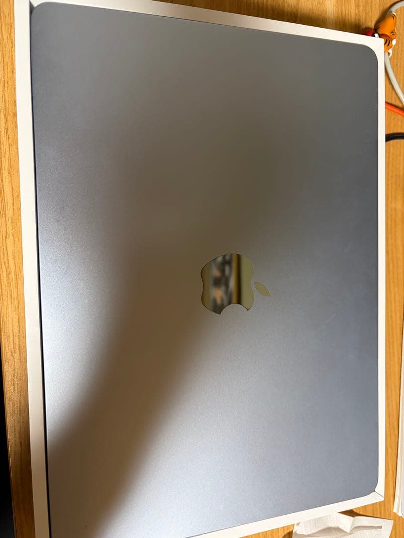 スカイブルー　Apple MacBook air 13インチ M4 256GB