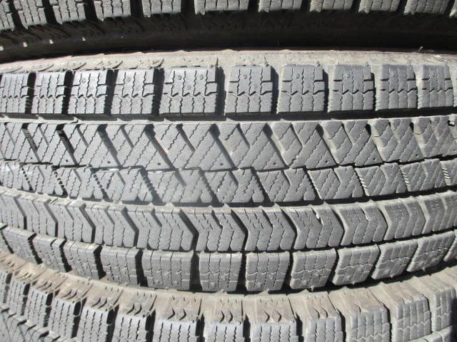 全国送料込み☆良品ブリヂストン　スタッドレス　145/80R13☆軽自動車