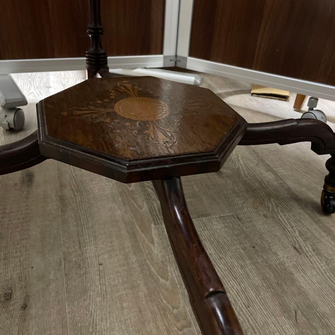 アンティーク家具　八角形木製ダイニングテーブル