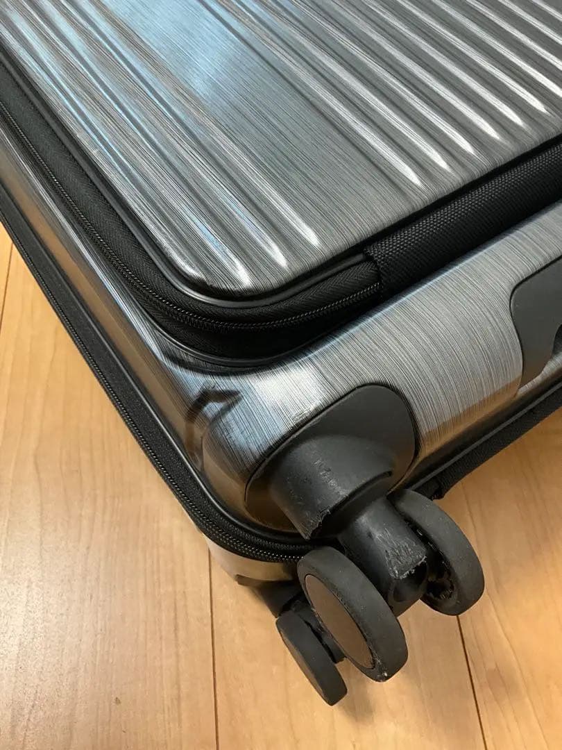 【BERMAS】 INTER CITY フロントオープン スクエア4輪33L