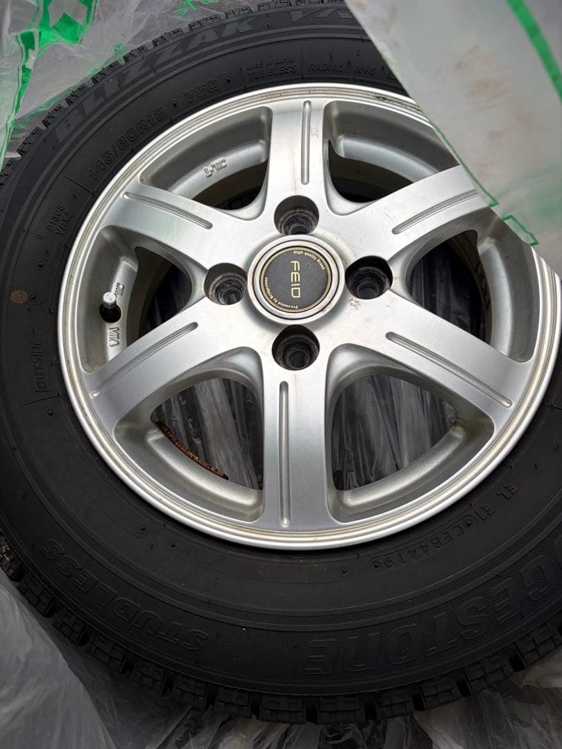 スタッドレス　ホイールセット　コンテ