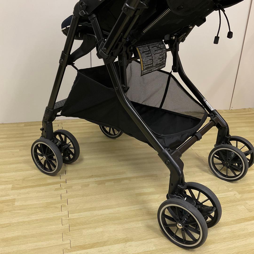 美品！コンビ スゴカルα 4キャス Light エッグショック