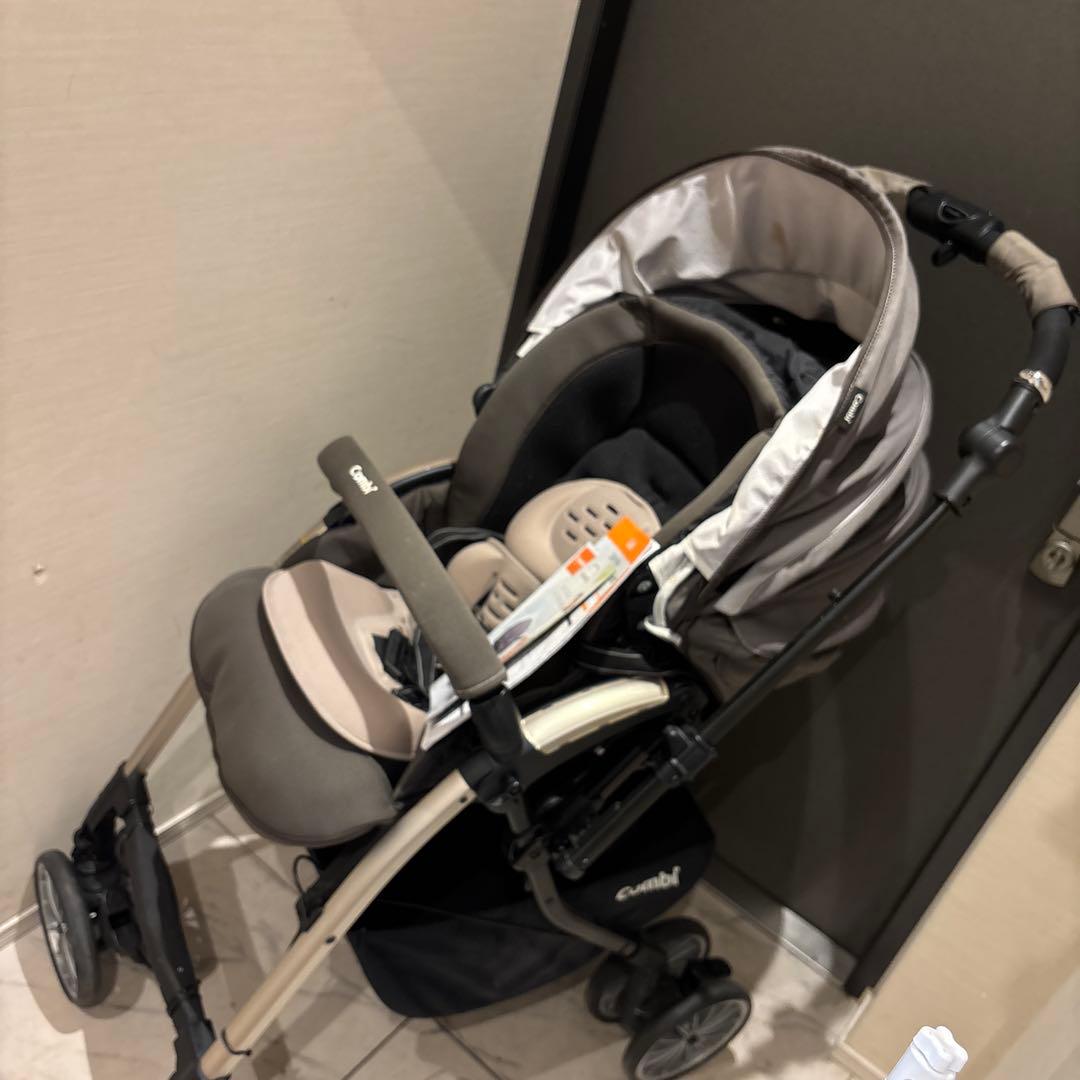 コンビ ベビーカー アンブレッタ 4キャス エッグクッション　セピアブラウン