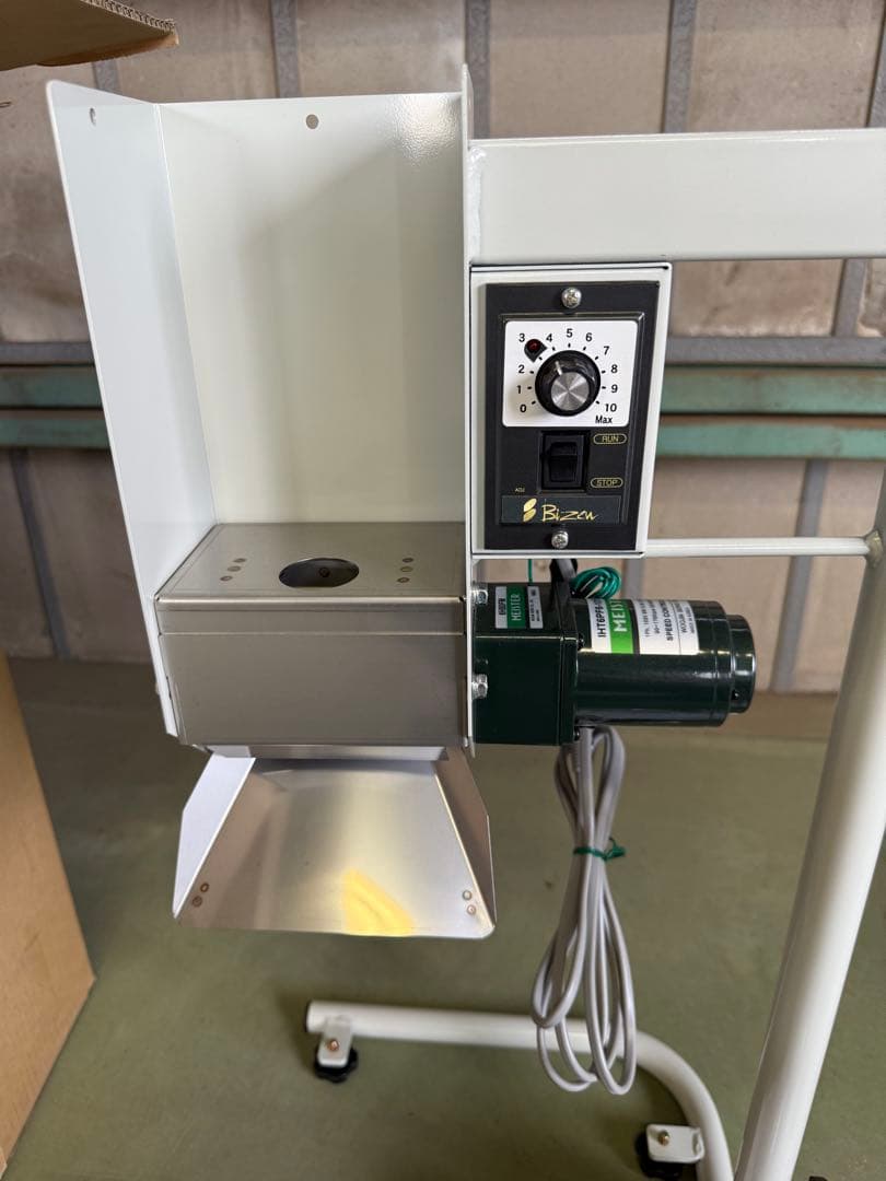 【未使用品】パラット KS-25S 自動投入機 粉体・粒体 定量供給機　農業