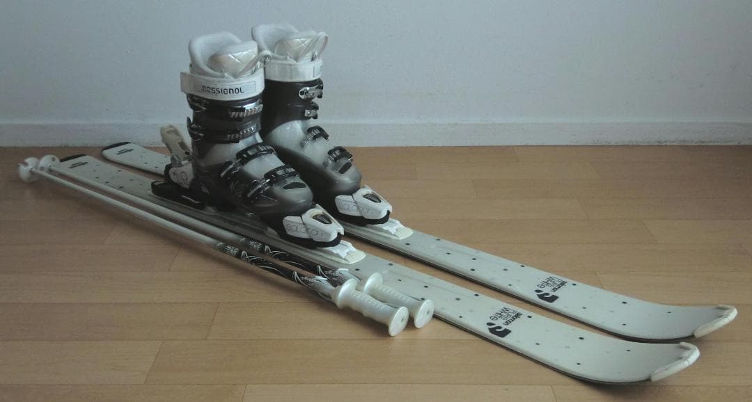 ■■送料無料■サロモン■女性用スキー4点セット■143/24.5■メンテ付■■