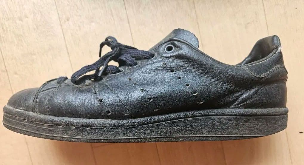 1982頃　希少　adidas official 黒 26センチ位