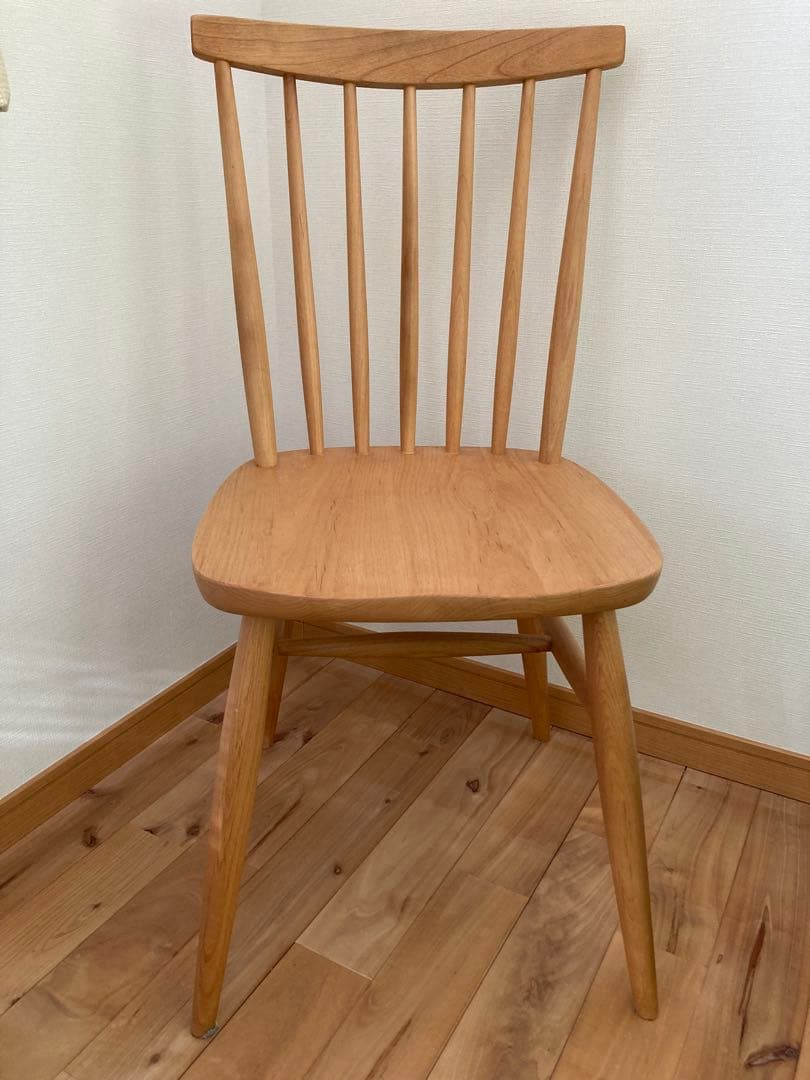モモナチュラル純正　2脚セット販売！ 木製スピンドルバックダイニングチェア