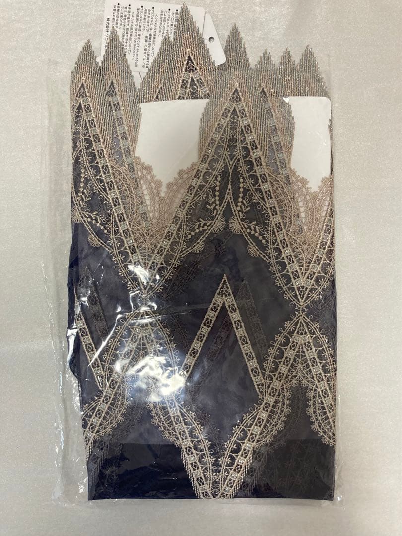 新品未開封　ワコール　サルート　店舗限定　79G キャミソール L KO