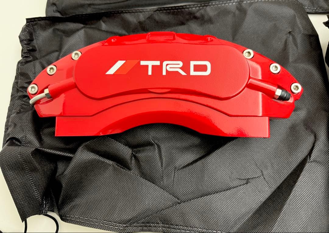 トヨタ クラウンスポーツ &クラウンエステート キャリパーカバー 赤 値下げ不可