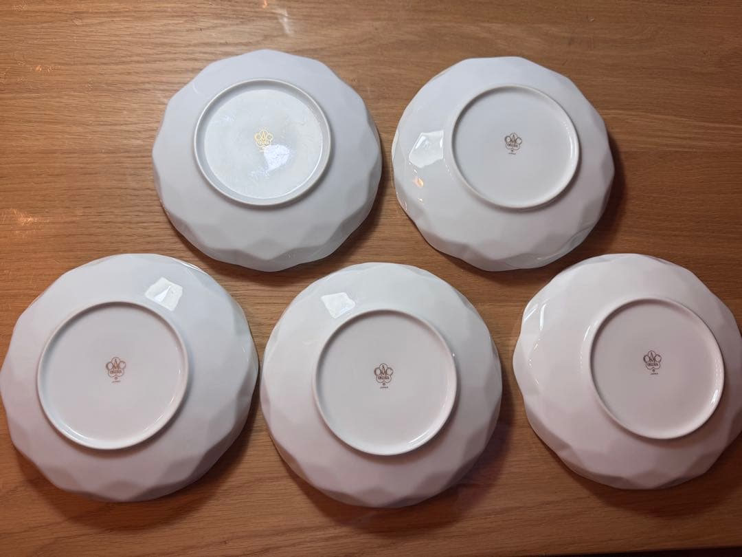 【大倉陶園】ゴールドライン 波型ボウル小5枚、大1枚セット