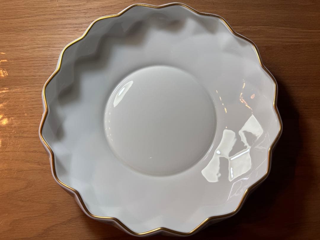 【大倉陶園】ゴールドライン 波型ボウル小5枚、大1枚セット