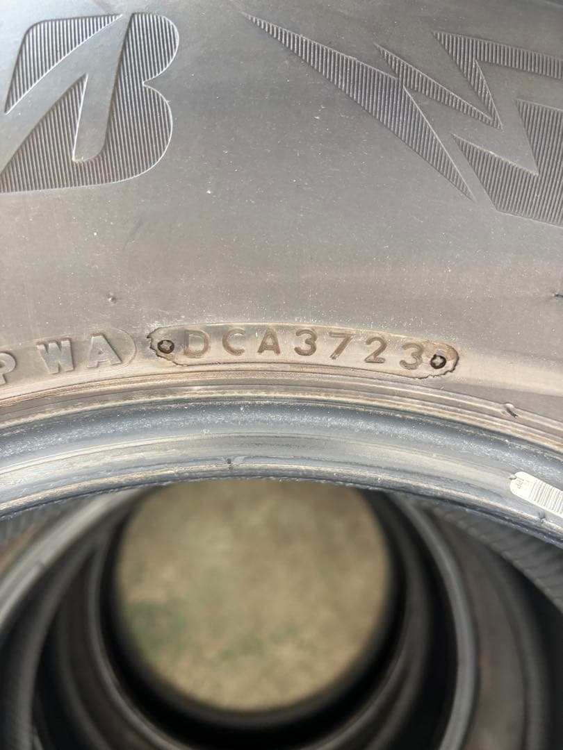 23年ブリヂストン ブリザック DM-V3 225/70R16 102Q