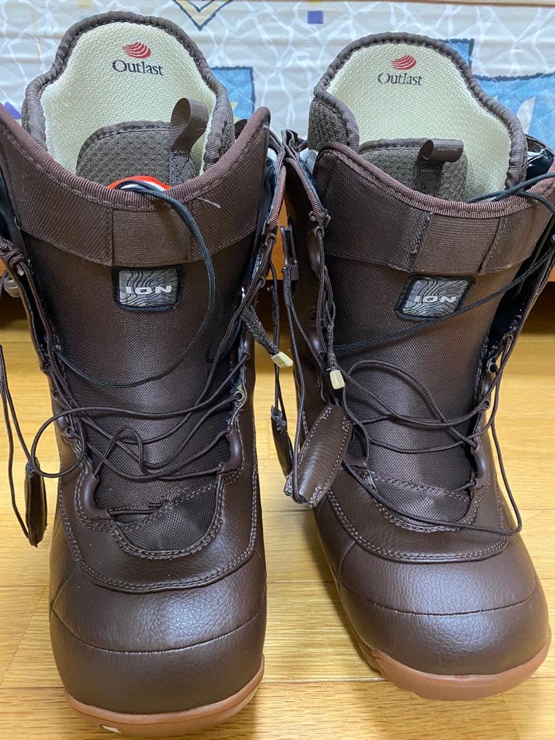 バートン　スノーボードブーツ　ION