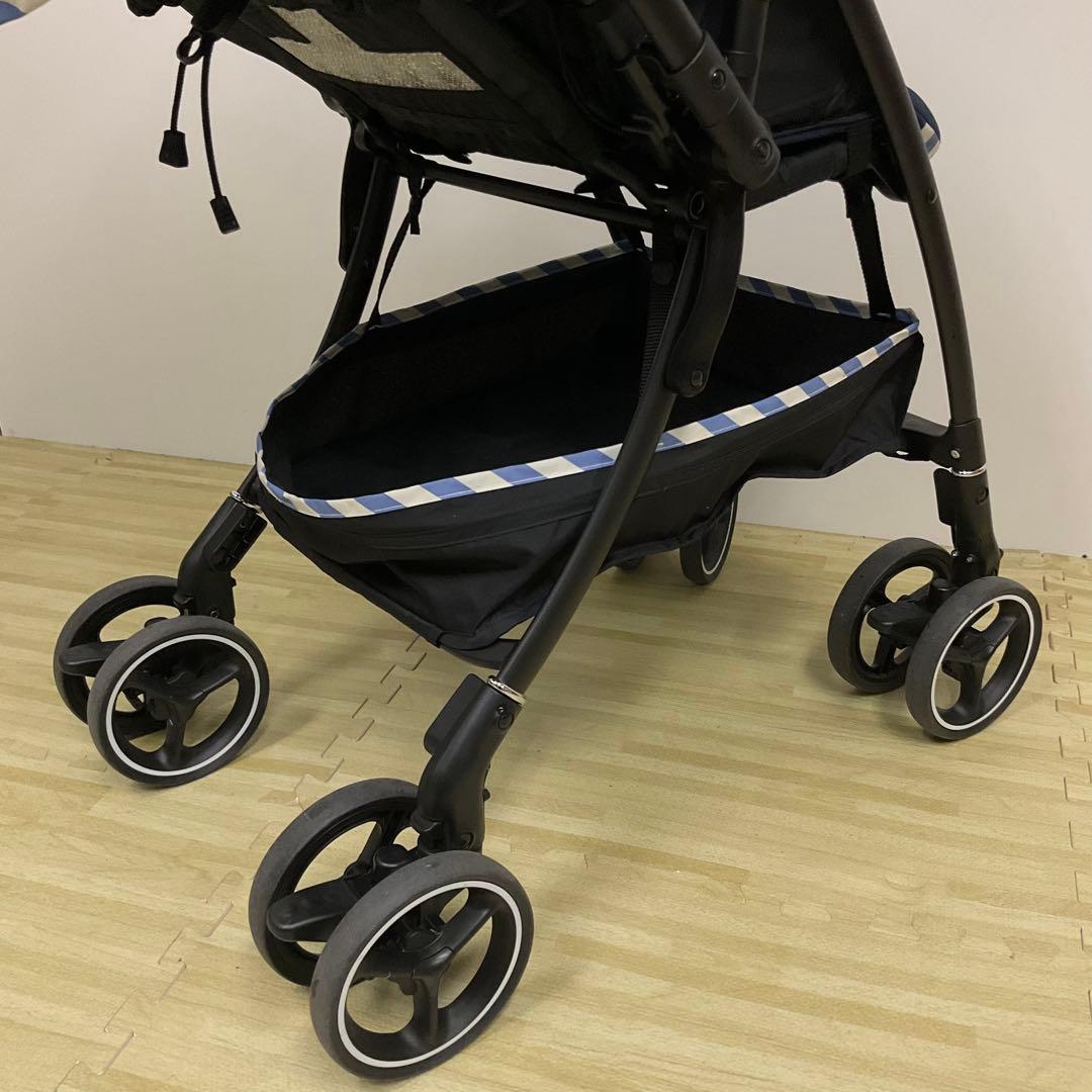 綺麗！アップリカ ラクーナ エアー AC マリンボーダーネイビー