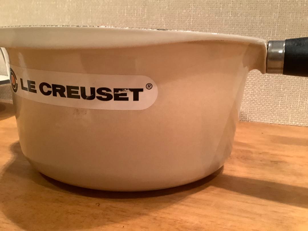 ルクルーゼ 片手鍋 20cm 色: サハラ(SAHARA)