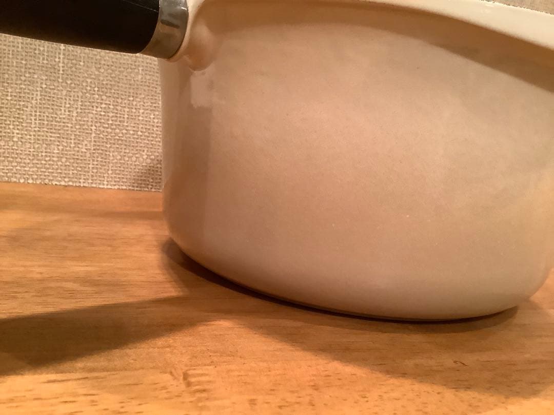 ルクルーゼ 片手鍋 20cm 色: サハラ(SAHARA)