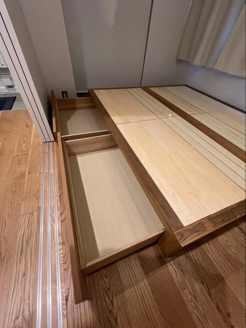 無印良品　スモールサイズ　オーク　収納付きベッド　②