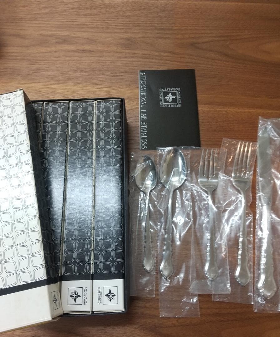 ■美品ステンレス製25点 カトラリーセットA (５点×５人分)