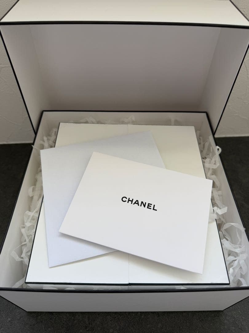 CHANEL N°5 Eau de Parfum 特別限定版　シャネルナンバー5