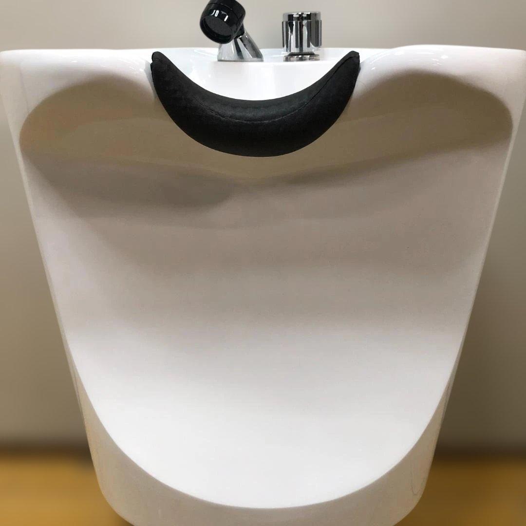 美品 EMS ペロ 移動式 プライベートサロン 使用1年 112930