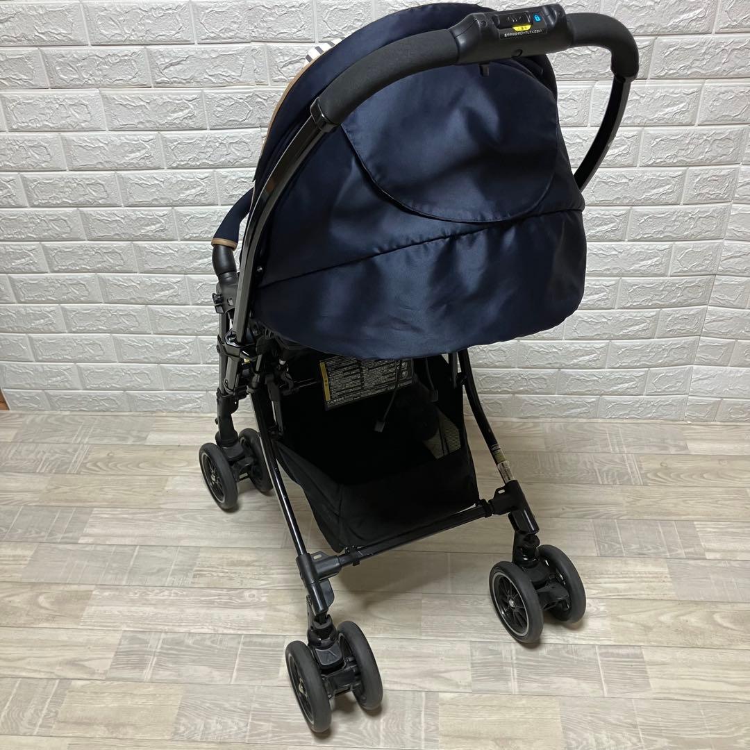 極美品！コンビ　メチャカル　オート4キャス　エッグショック　ネイビー