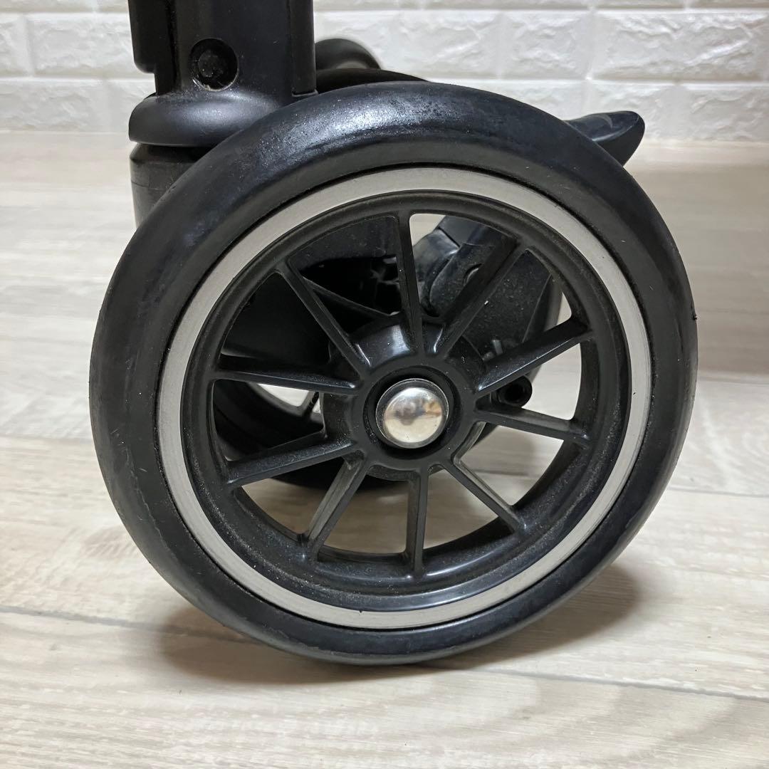 極美品！コンビ　メチャカル　オート4キャス　エッグショック　ネイビー