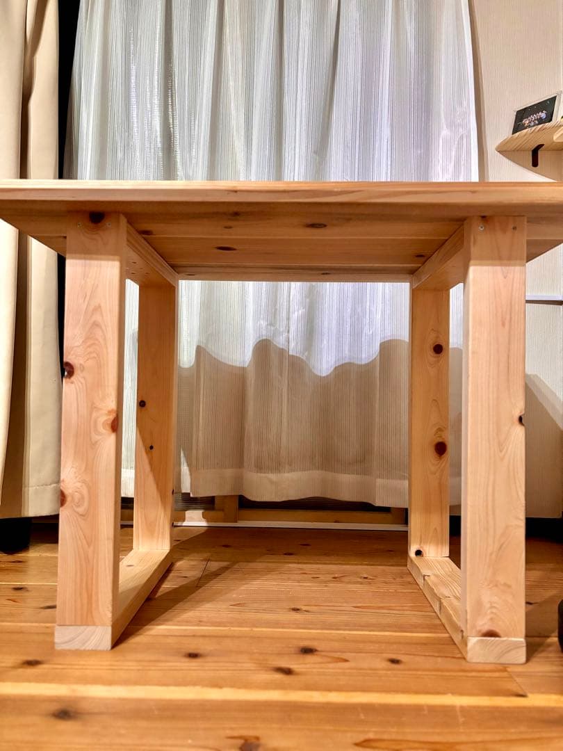 山山　テーブル