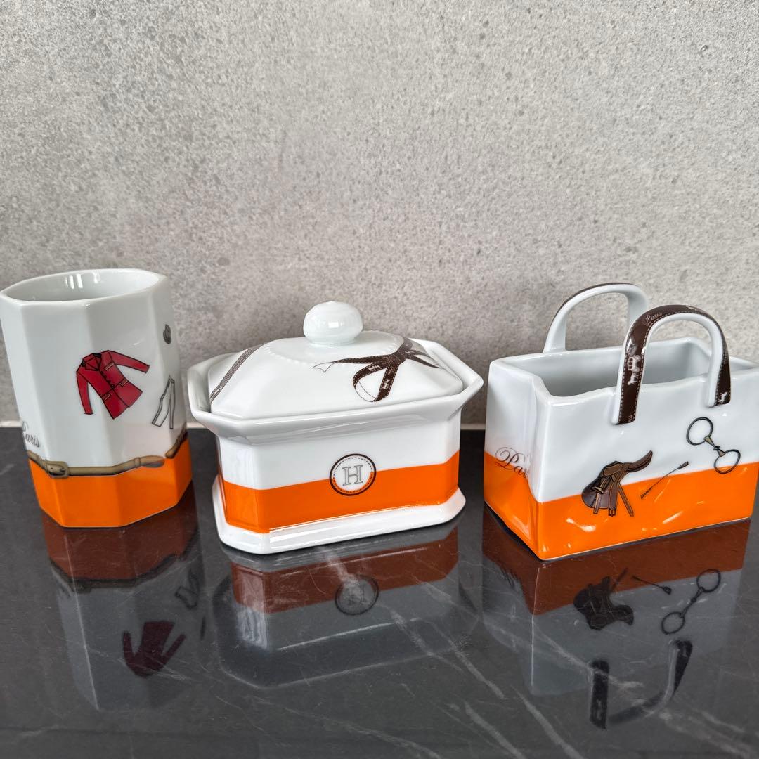 【新品/未使用】ポーセラーツ/小物入れ、ペン立て