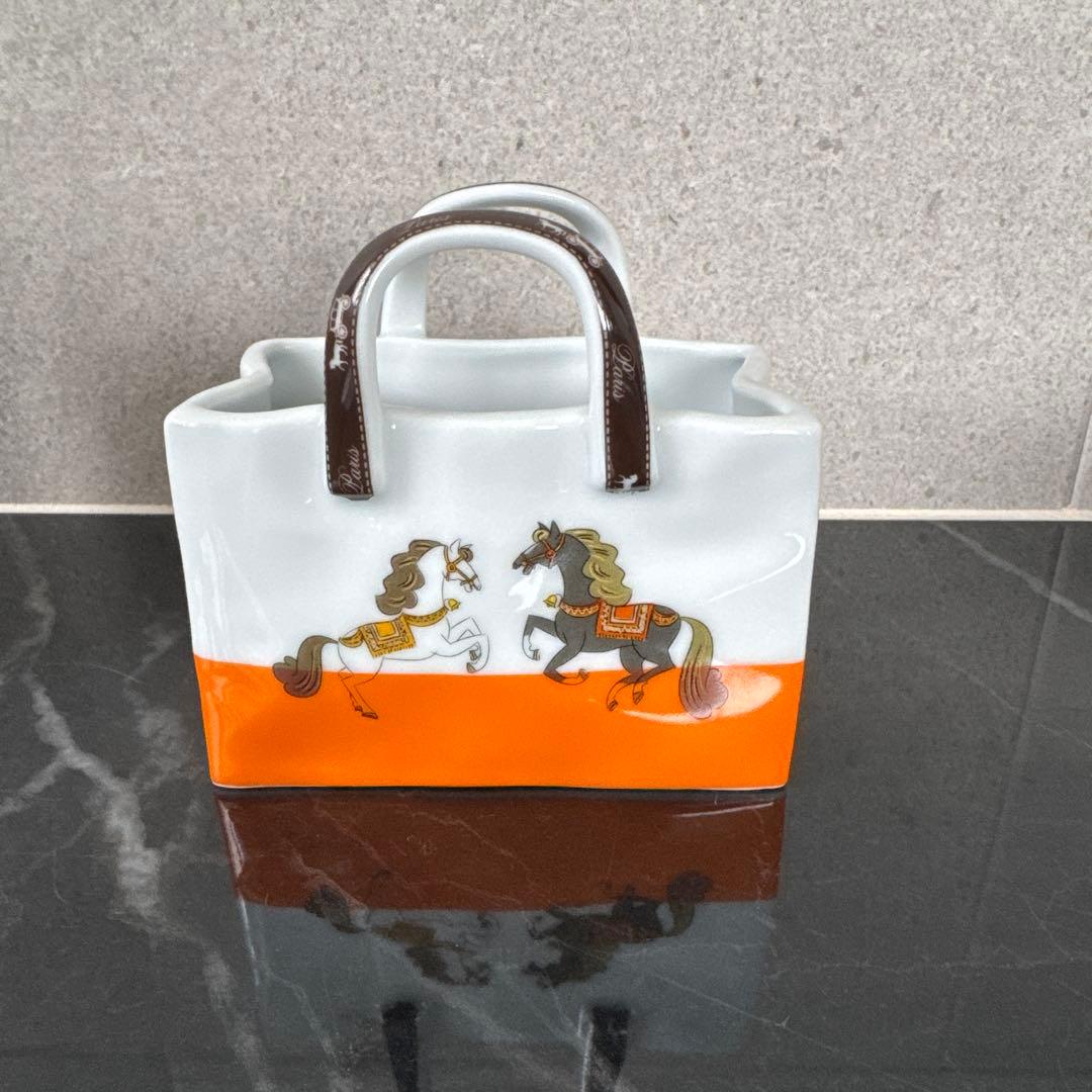 【新品/未使用】ポーセラーツ/小物入れ、ペン立て