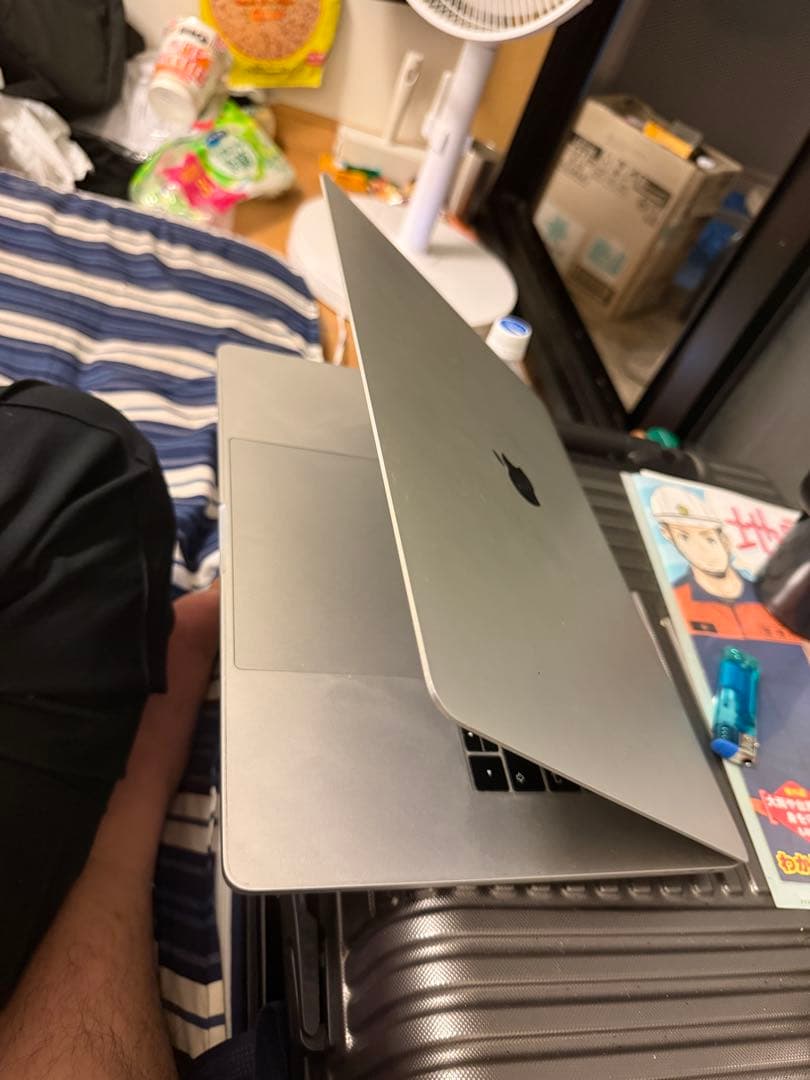 MacBook Pro 2017 15インチ 16/512