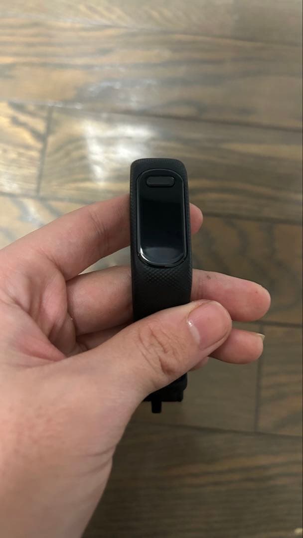 GARMIN vivosmart 5 スマートウォッチ