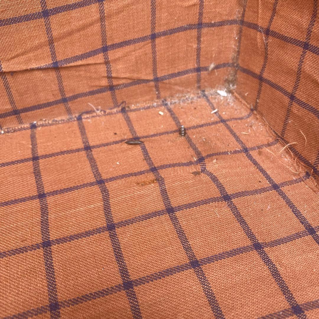 ヴィンテージアルミトランクケース タイヤ付き 店舗什器 インテリア