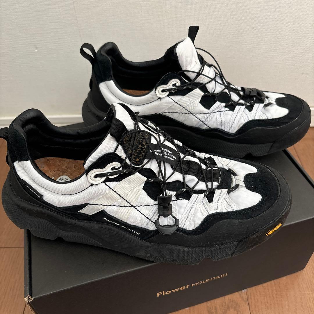 靴 Flower Mountain IWANO2 white/black 26.5