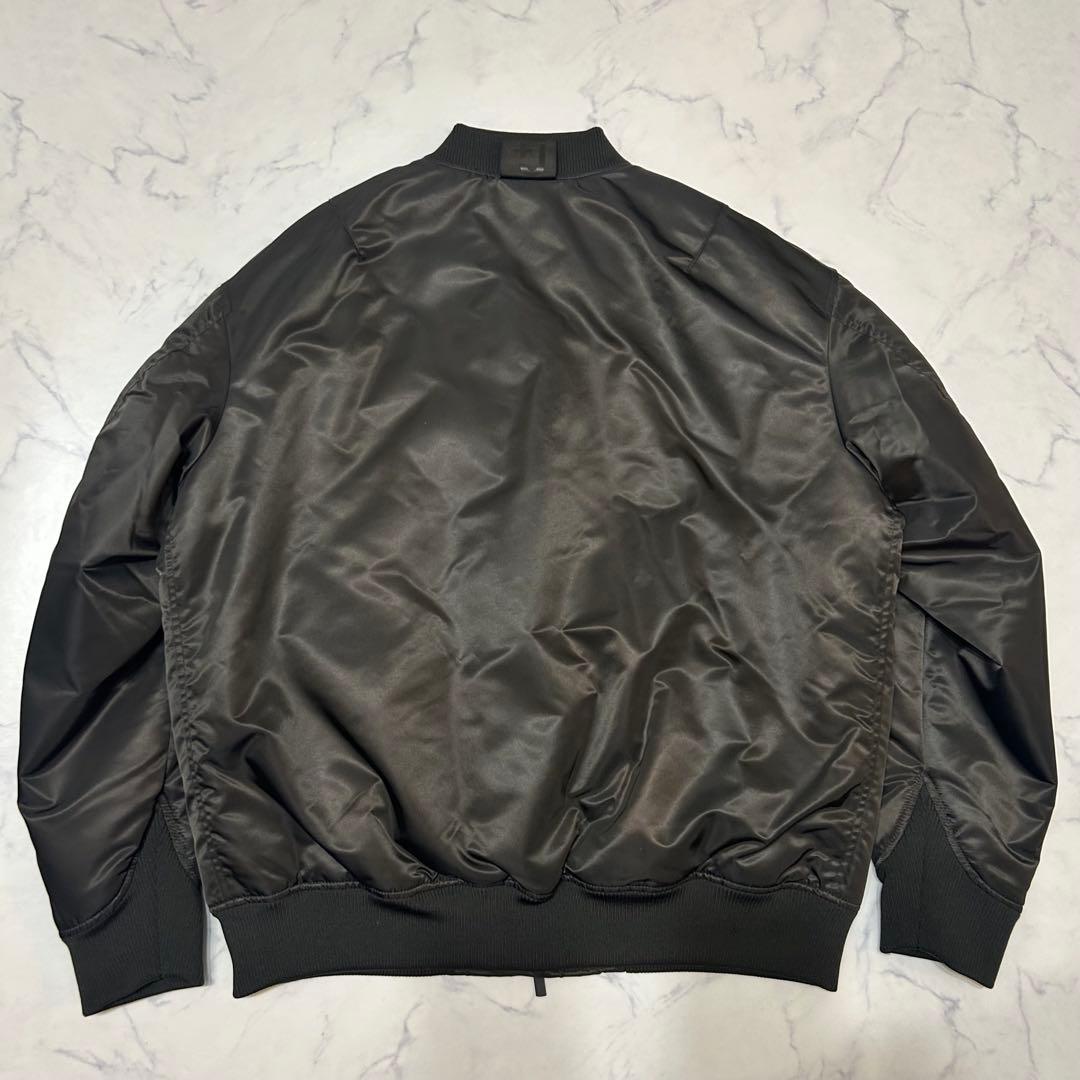 【大きいXL】ユニクロ ＋J ハイブリッドダウンオーバーサイズ MA-1 グレー