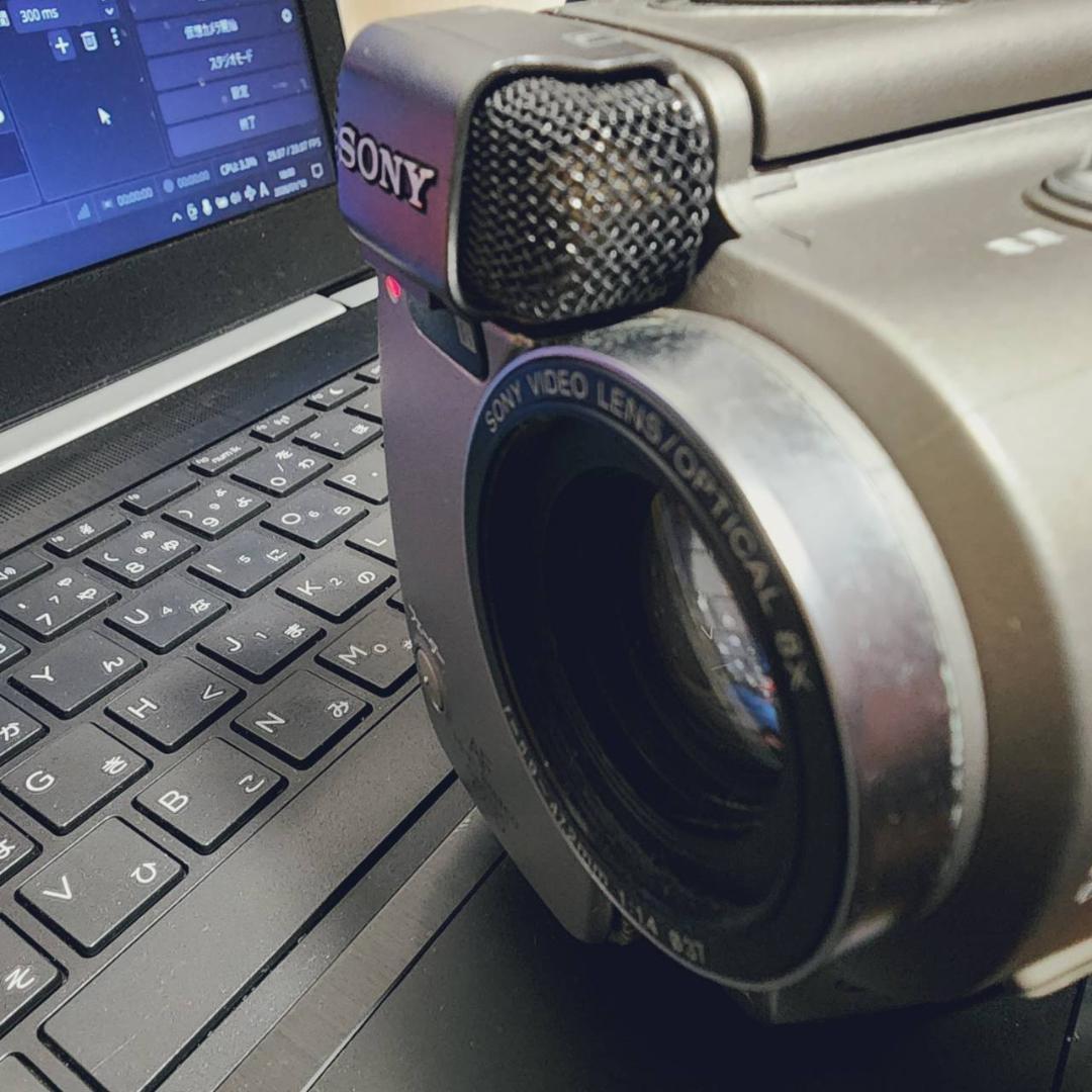 【動作確認済】Hi8 SONY 高画質 ビデオカメラ CCD-TR2 セット