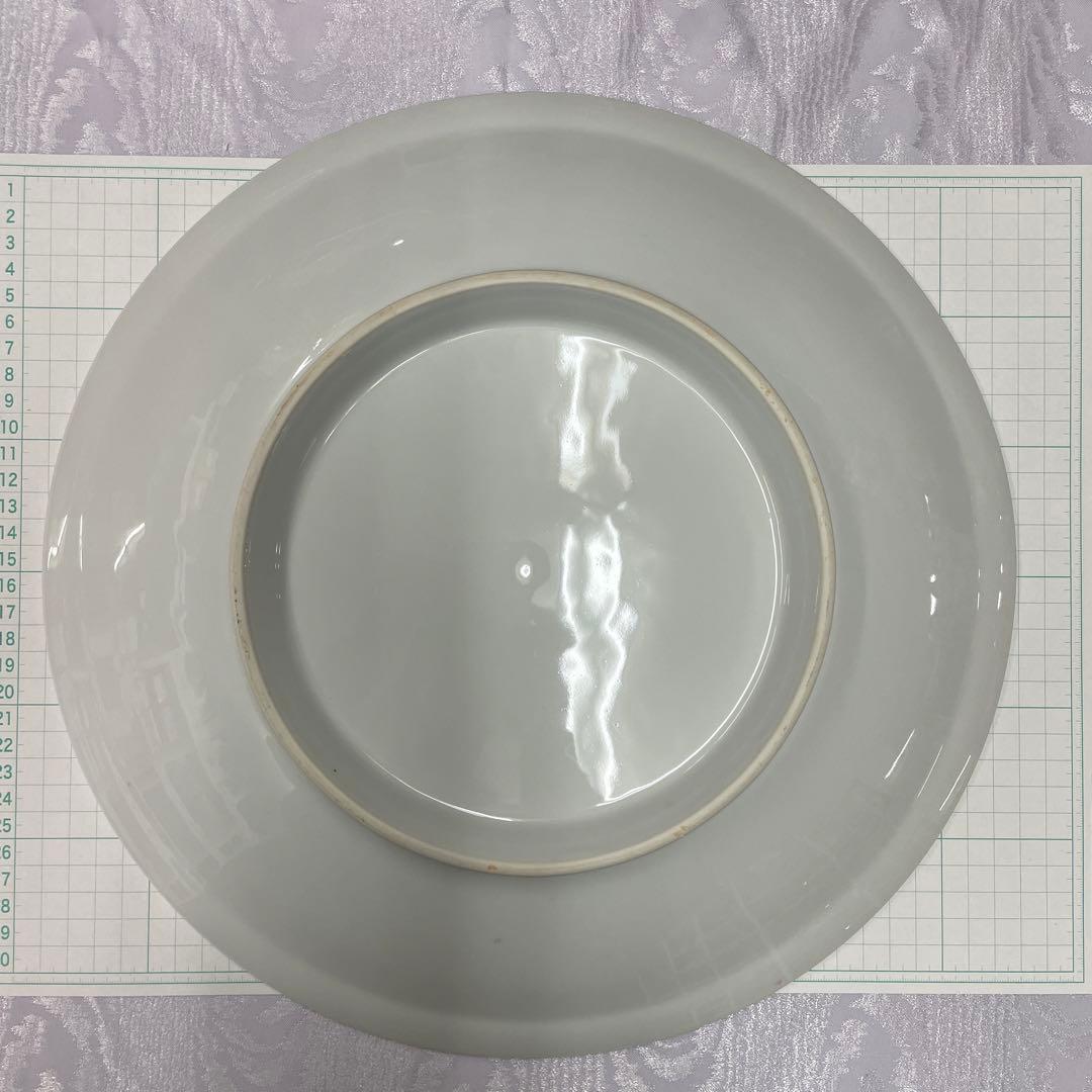 白磁菊彫大皿１枚7700円１０枚