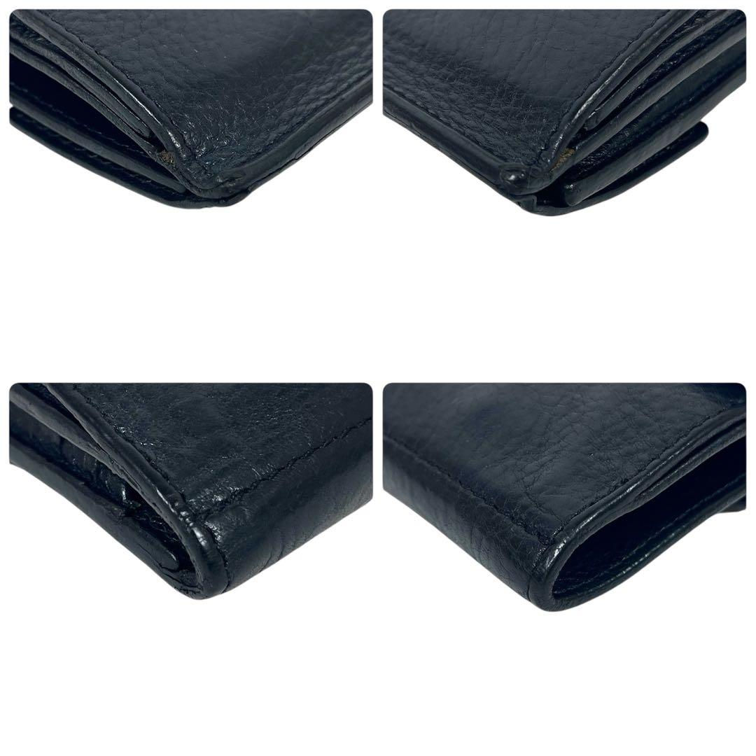 イルビゾンテ　折り財布　ダブルホック　ゴールドボタン　ロゴ型押し　スクエア　本革