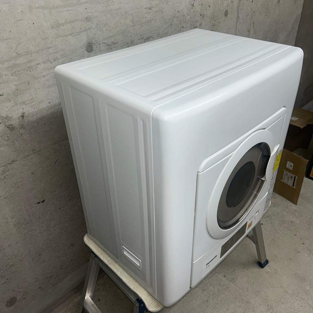 2022年製　洗浄清掃済み　美品　パナソニック　衣類乾燥機　NH-D403