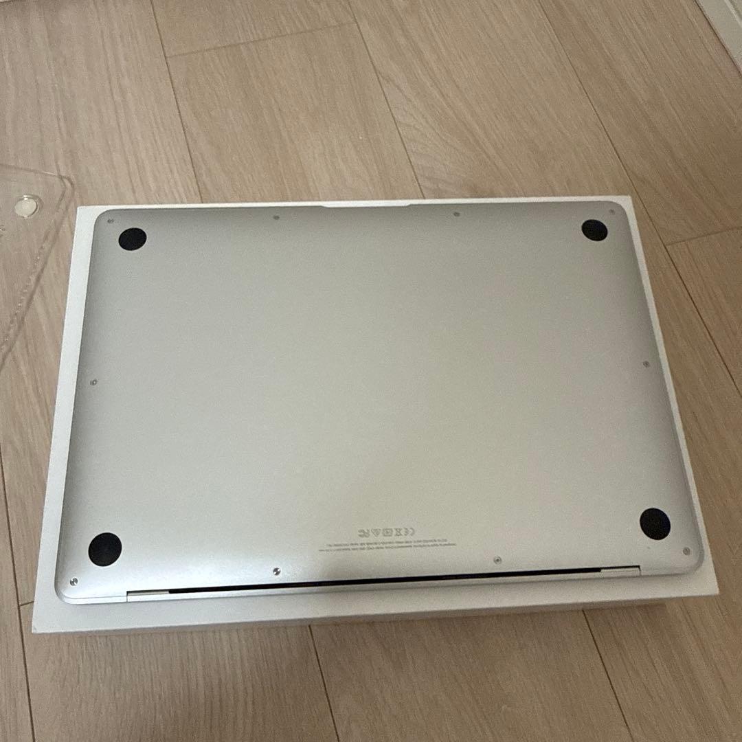 MacBook Air 13インチ　Retina 2019