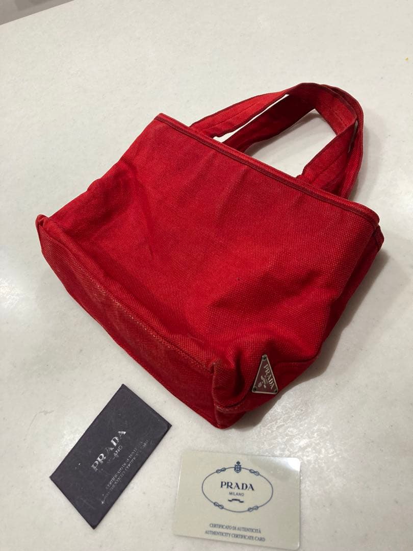 PRADA レッド トートバッグ 認証カード付き