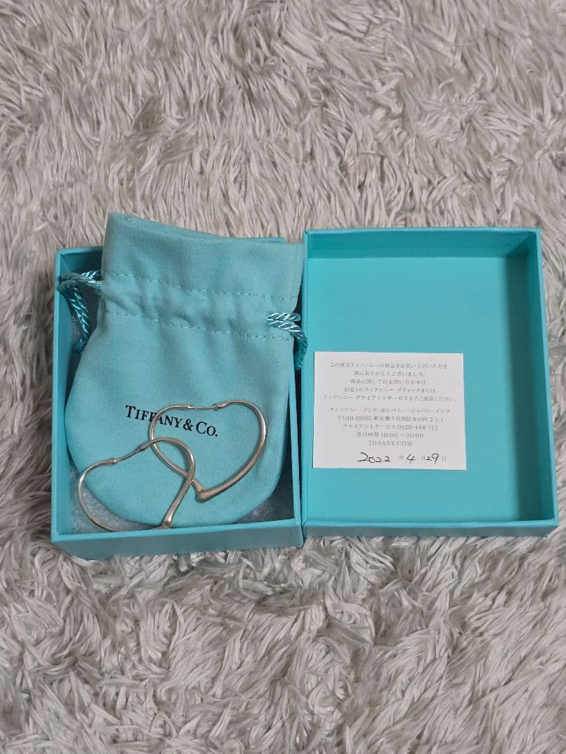 TIFFANY　オープン ハート フープ ピアス