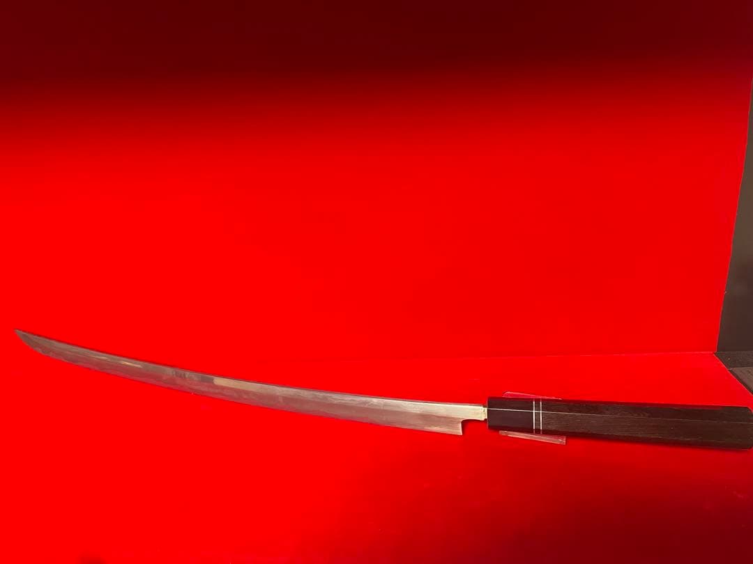 No.01352 包丁　マグロ包丁　先丸型　玉鋼製　燃え盛刃文　墨流　未使用品