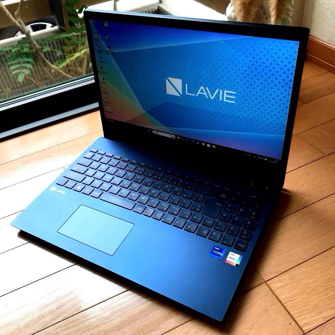 美品 LaVie N1570/GAL(2023年製モデル)