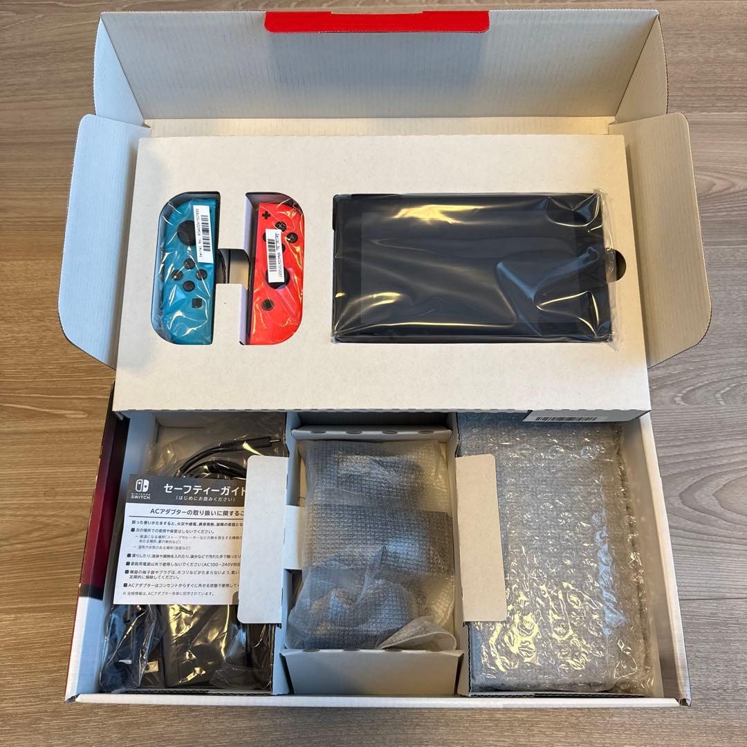 【美品】(箱あり)Nintendo Switch 本体 ネオンブルーネオンレッド