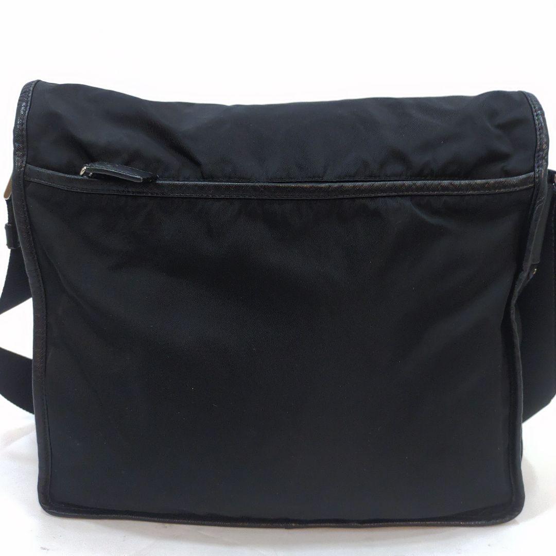 【美品】プラダ メッセンジャーバッグ レザー×ナイロン A4可 三角ロゴ 黒